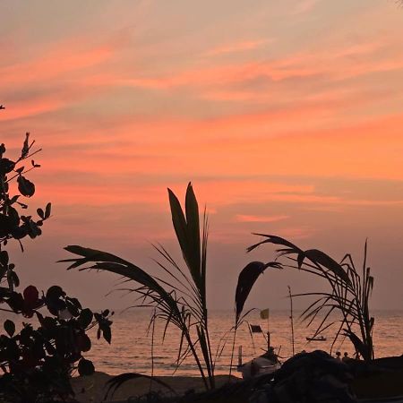 Prafulla Homestay การ์วาร์ ภายนอก รูปภาพ