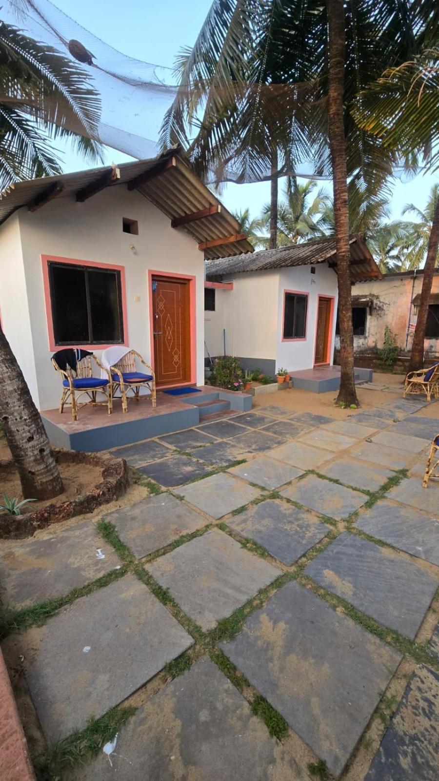 Prafulla Homestay การ์วาร์ ภายนอก รูปภาพ